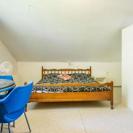 D Daalia By Interhome * Kalmari